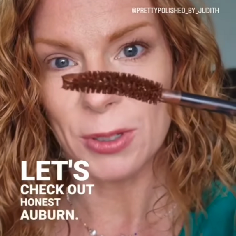 Redhead Mascara with Judith